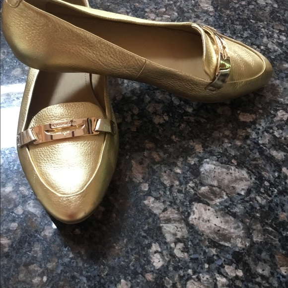 COACH LOAFERS SZ 6.5  GOLD used - Picture 1 of 2